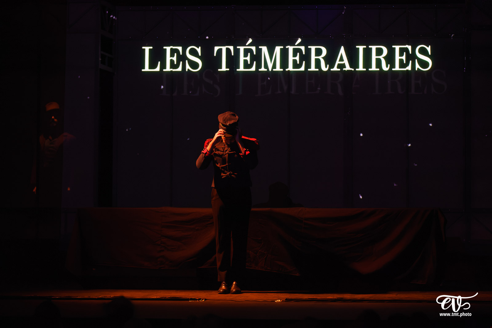 LES TÉMÉRAIRES (LE GRENIER DE BABOUCHKA)